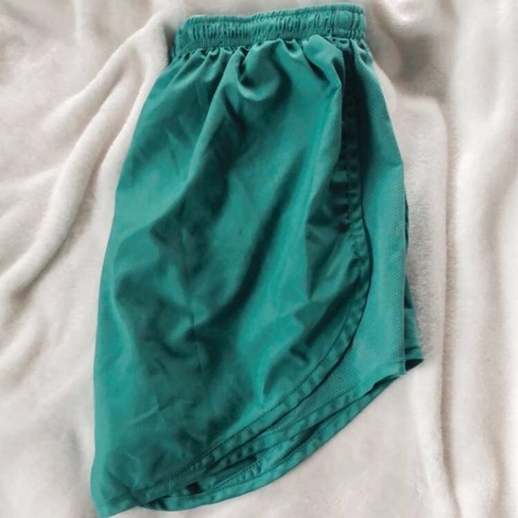 Nike Shorts - Picture 4 of 4